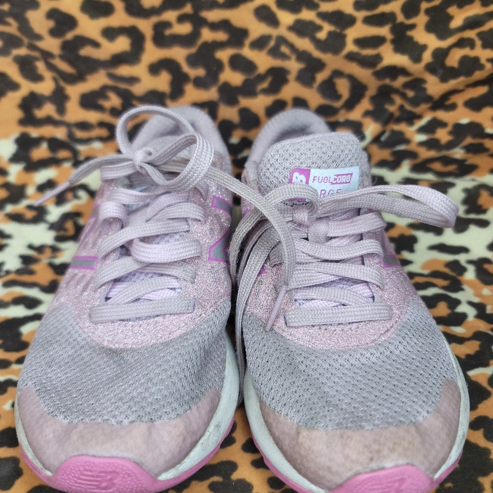 New balance - Picture 4 of 7